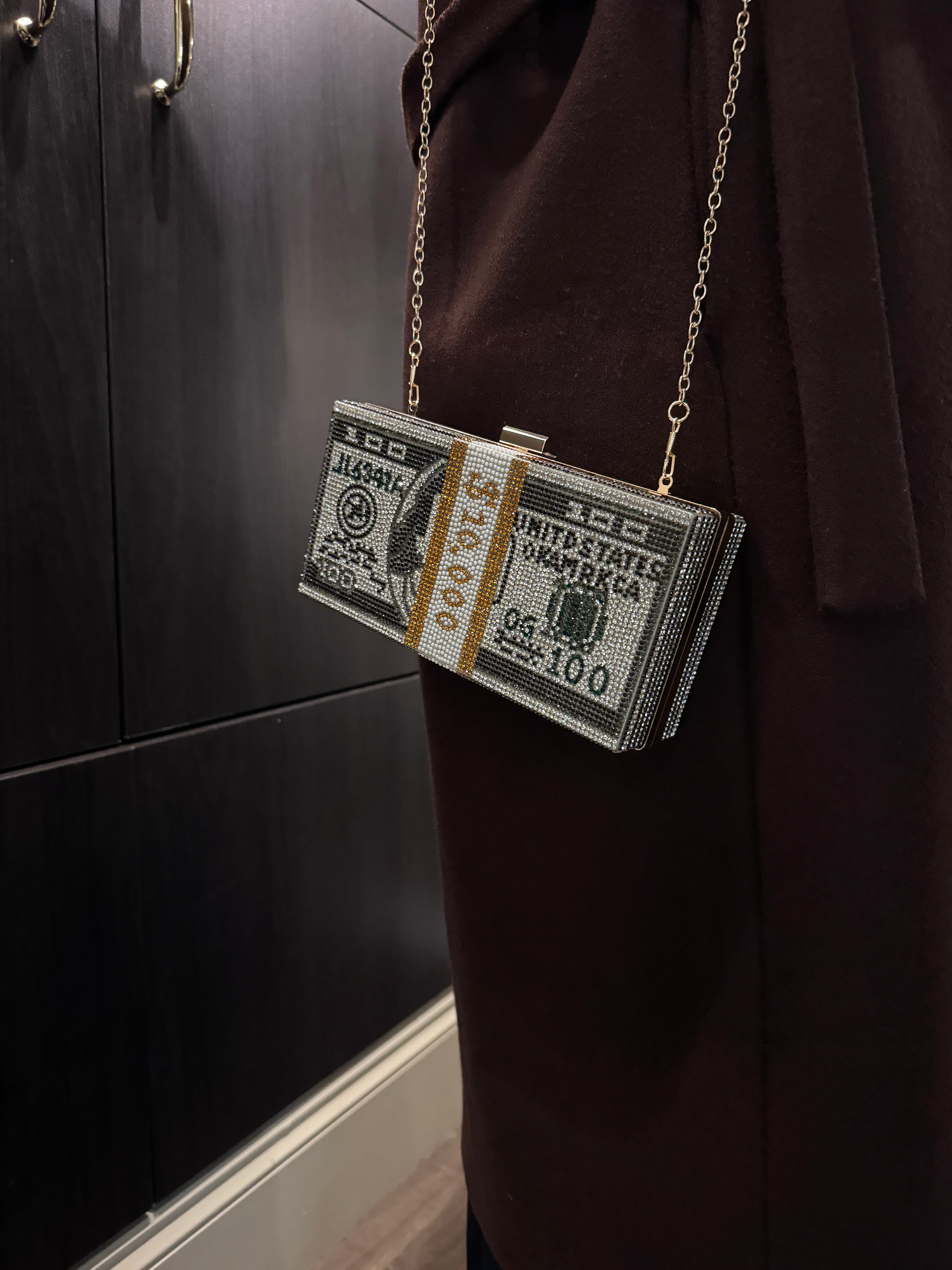 New Money DIVA Clutch ✨